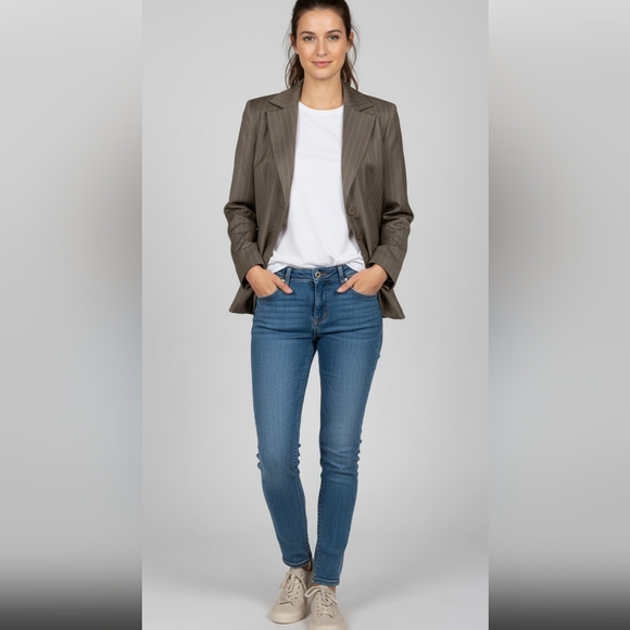 B.Moss fitted lined tan structured pinstripe blazer size 10 - Picture 10 of 10